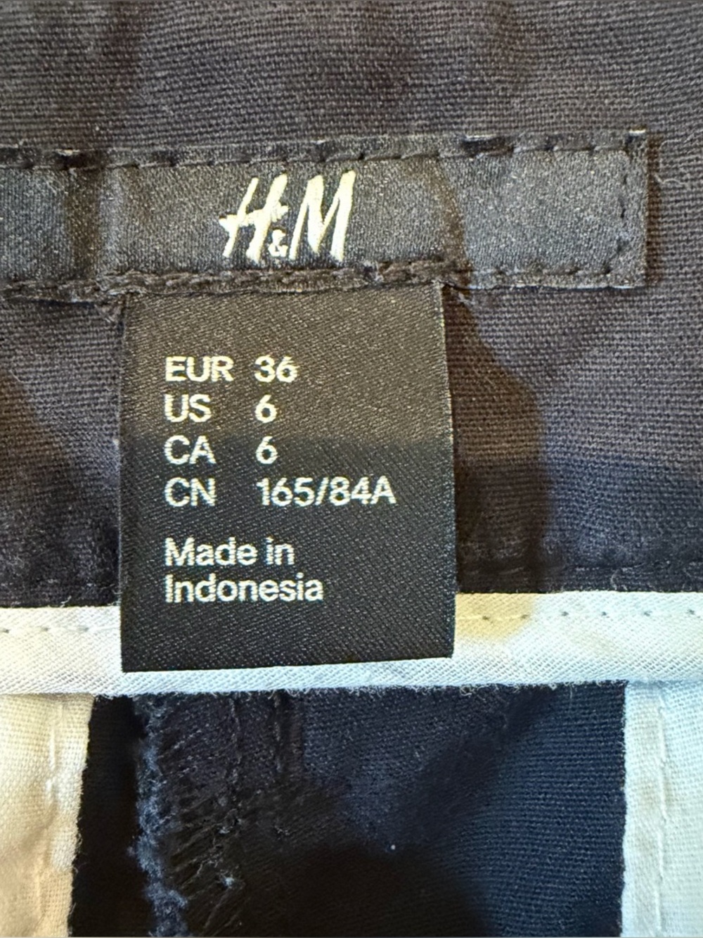 H&M Tailored Black Chino Shorts with Gold Buttons - Picture 4 of 7